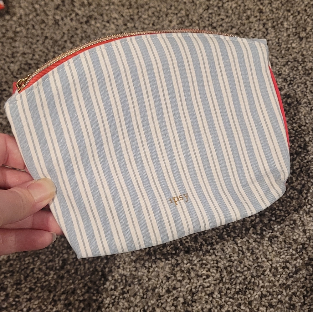Stripped Jan 2019 Ipsy Bag NWOT